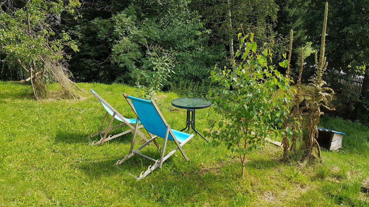 Dom O Niebieskich Okiennicach Gryfów Śląski Zewnętrze zdjęcie